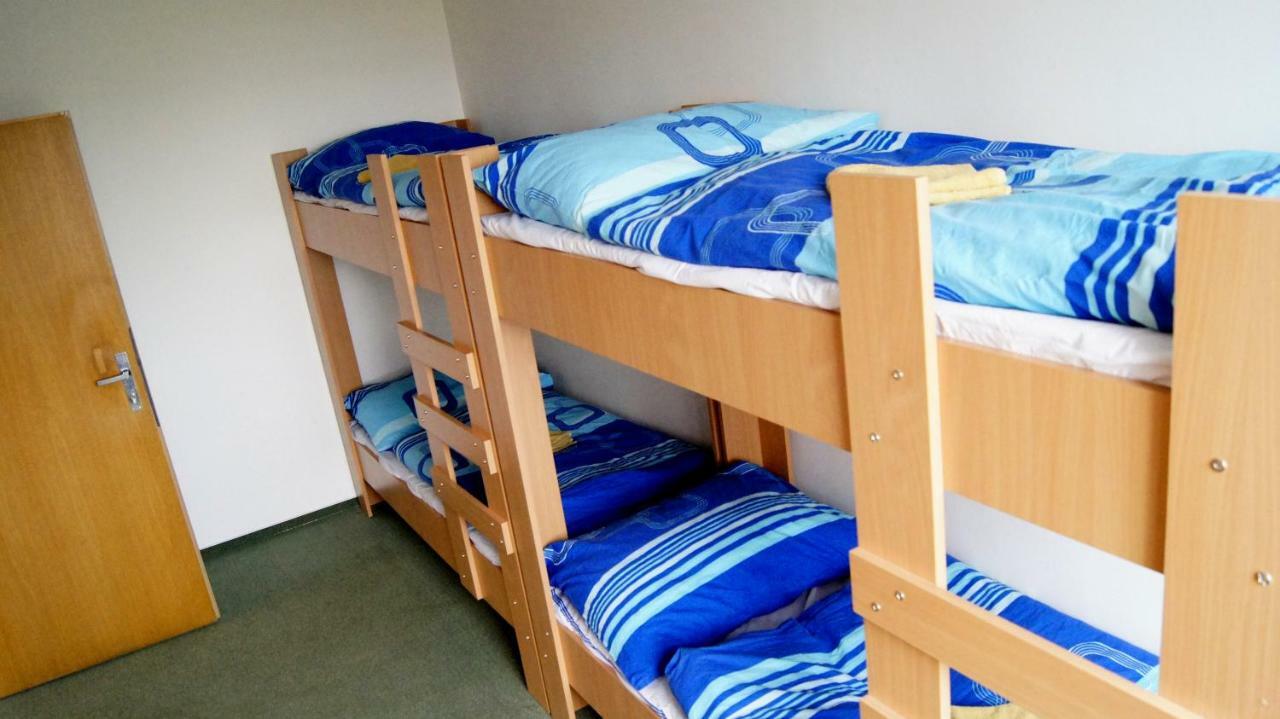 Km House Cerny Most Hostel Praga Zewnętrze zdjęcie