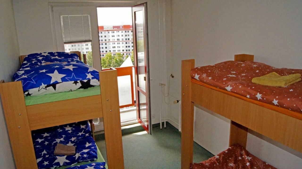 Km House Cerny Most Hostel Praga Zewnętrze zdjęcie