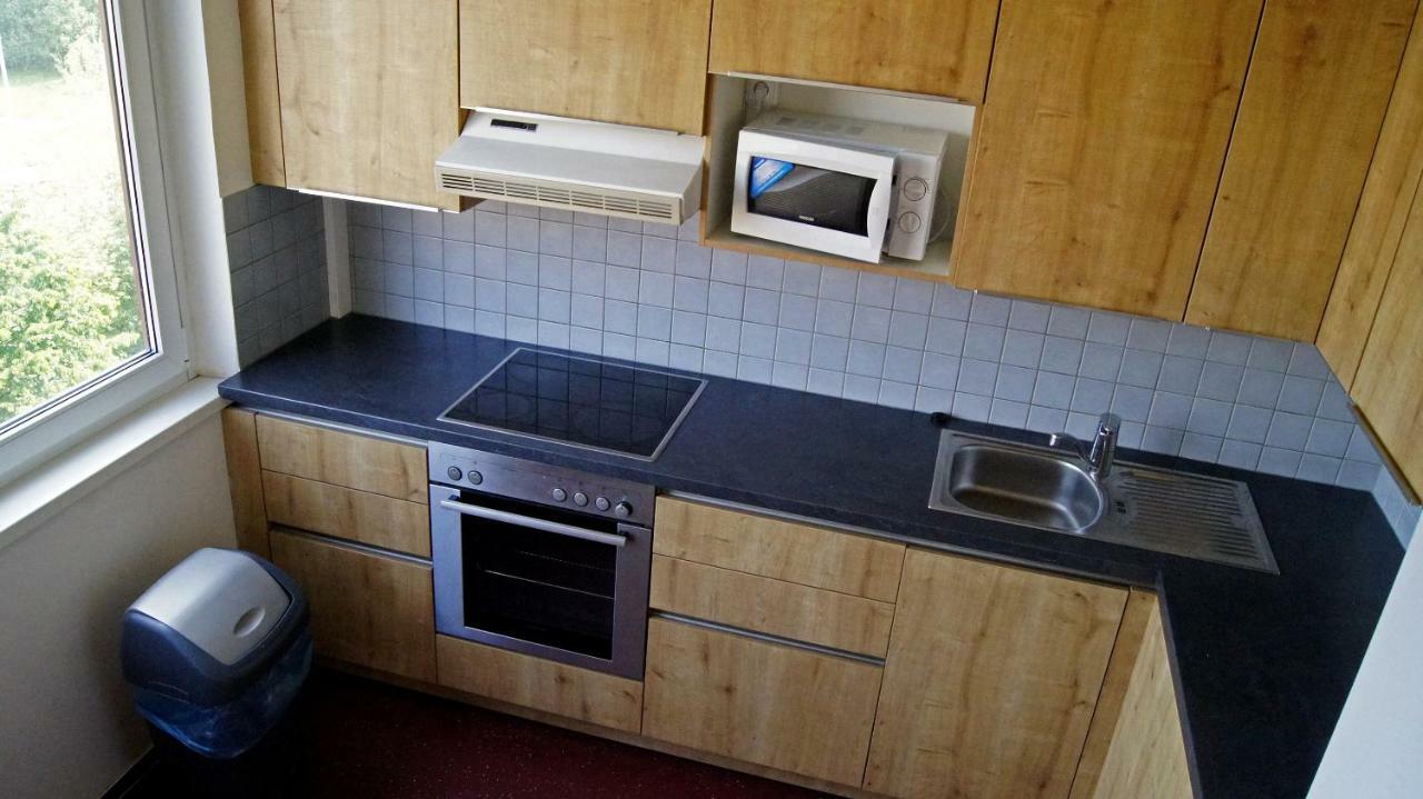 Km House Cerny Most Hostel Praga Zewnętrze zdjęcie